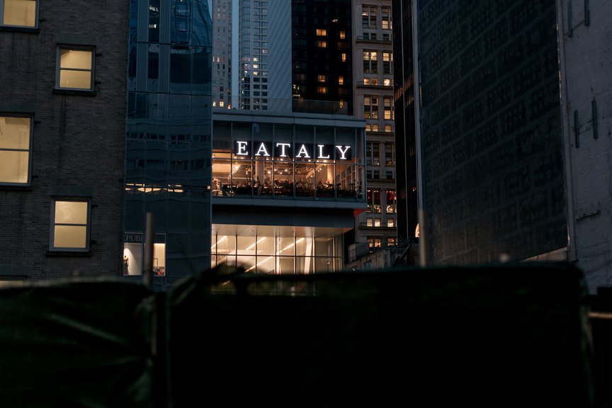 Eataly sign
