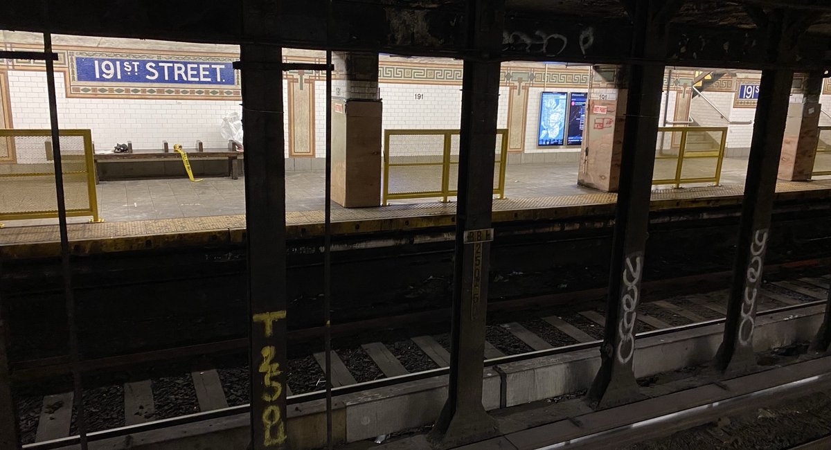 O MTA está instalando novas barreiras de plataforma na estação da 191st Street